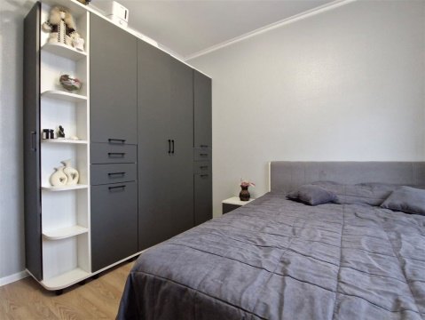 3-к квартира, 11/19 эт., 77м²