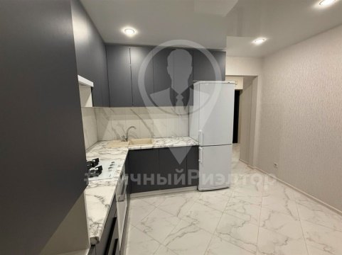 1-к квартира, 5/7 эт., 42м²