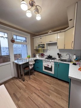 2-к квартира, 5/5 эт., 49м²